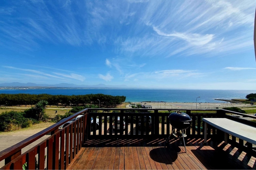 9 Bedroom Property for Sale in De Bakke Western Cape